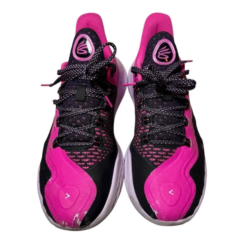Under Armour wear toes